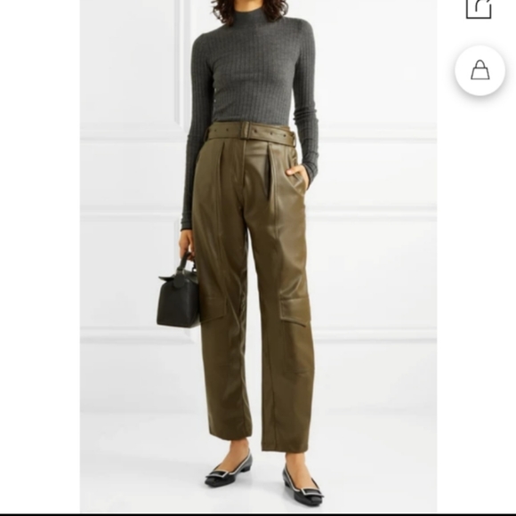 Roger Vivier graphic white patent leather trim black flats size 38 - Picture 3 of 10